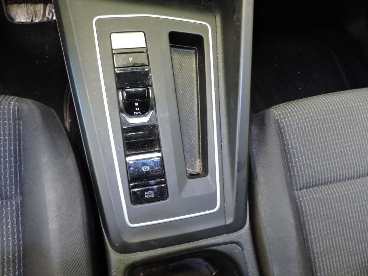 Volkswagen Golf 1.0 eTSI 81 kW - Foto 13