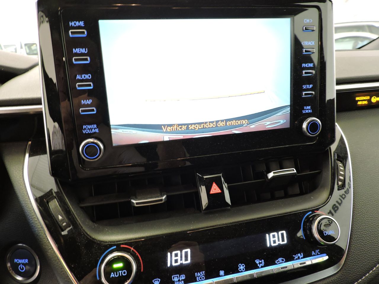 Toyota Corolla Touring Sports 125H Business - Foto 13