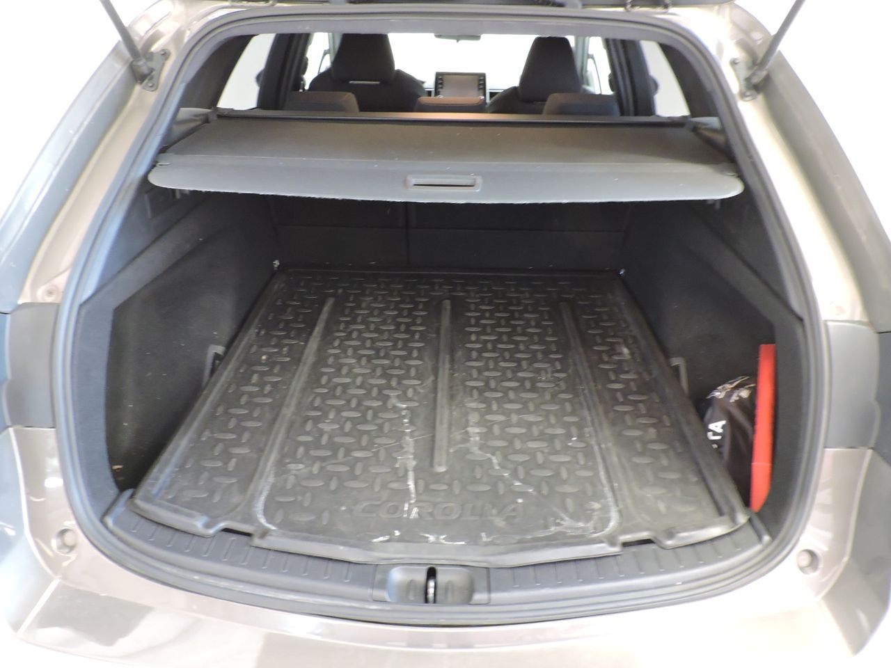 Toyota Corolla Touring Sports 125H Business - Foto 16