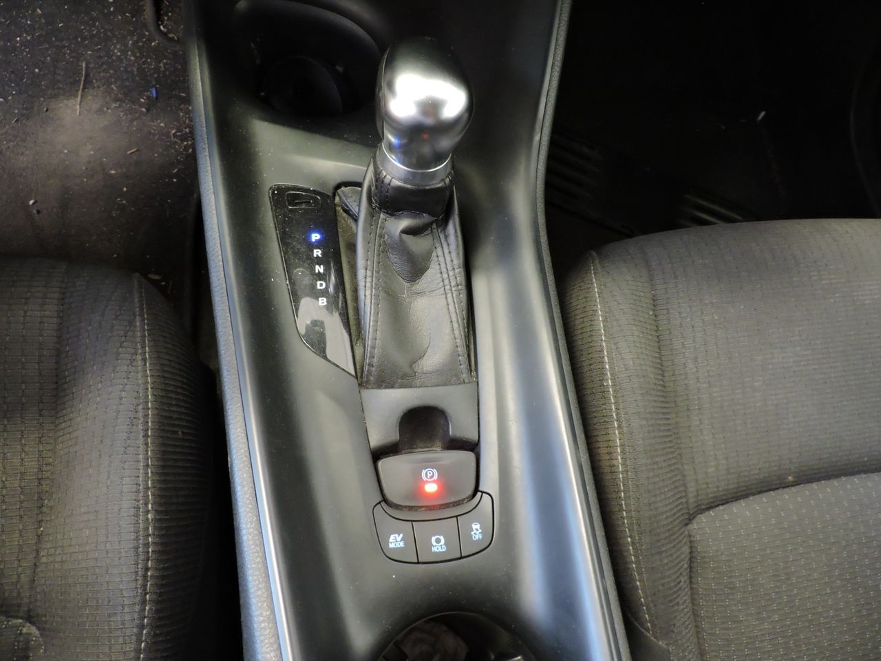 Toyota C-HR Hybrid Advance - Foto 13