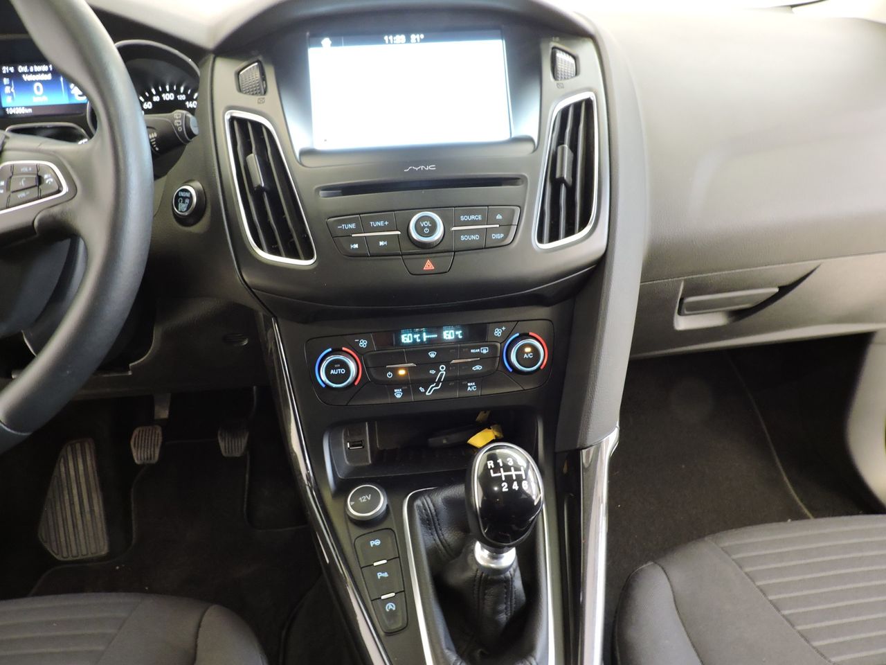 Ford Focus Berlina Titanium 1.0 EcoBoost 92 kW - Foto 13