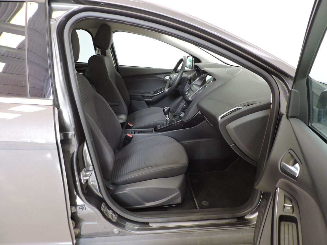 Ford Focus Berlina Titanium 1.0 EcoBoost 92 kW - Foto 10