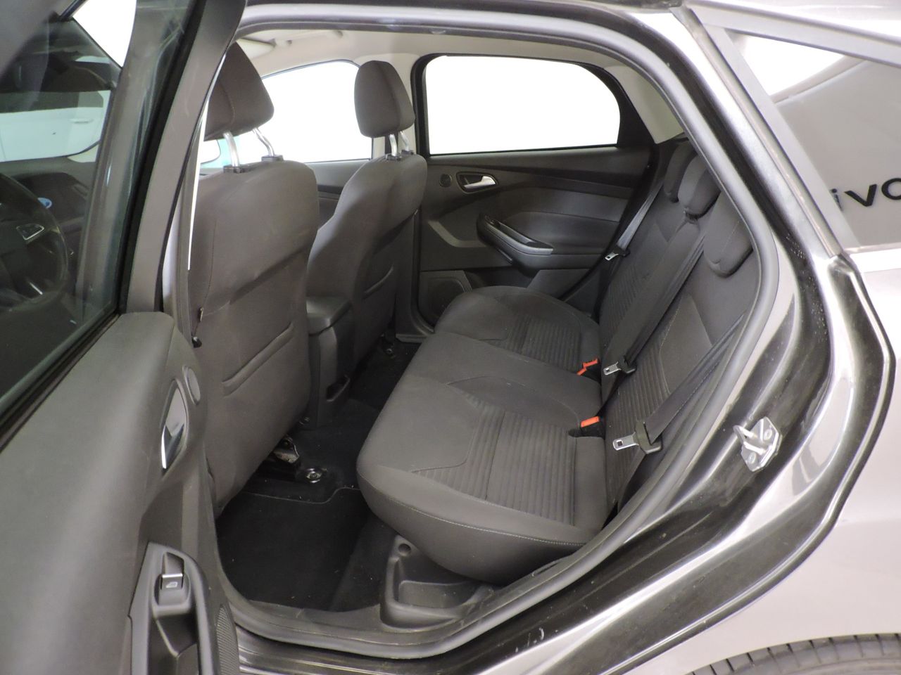 Ford Focus Berlina Titanium 1.0 EcoBoost 92 kW - Foto 11