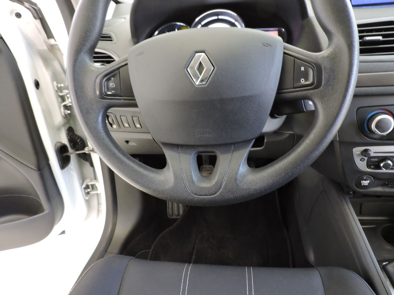 Renault Megane Berlina Life Energy TCe 115 S&S eco2 - Foto 12