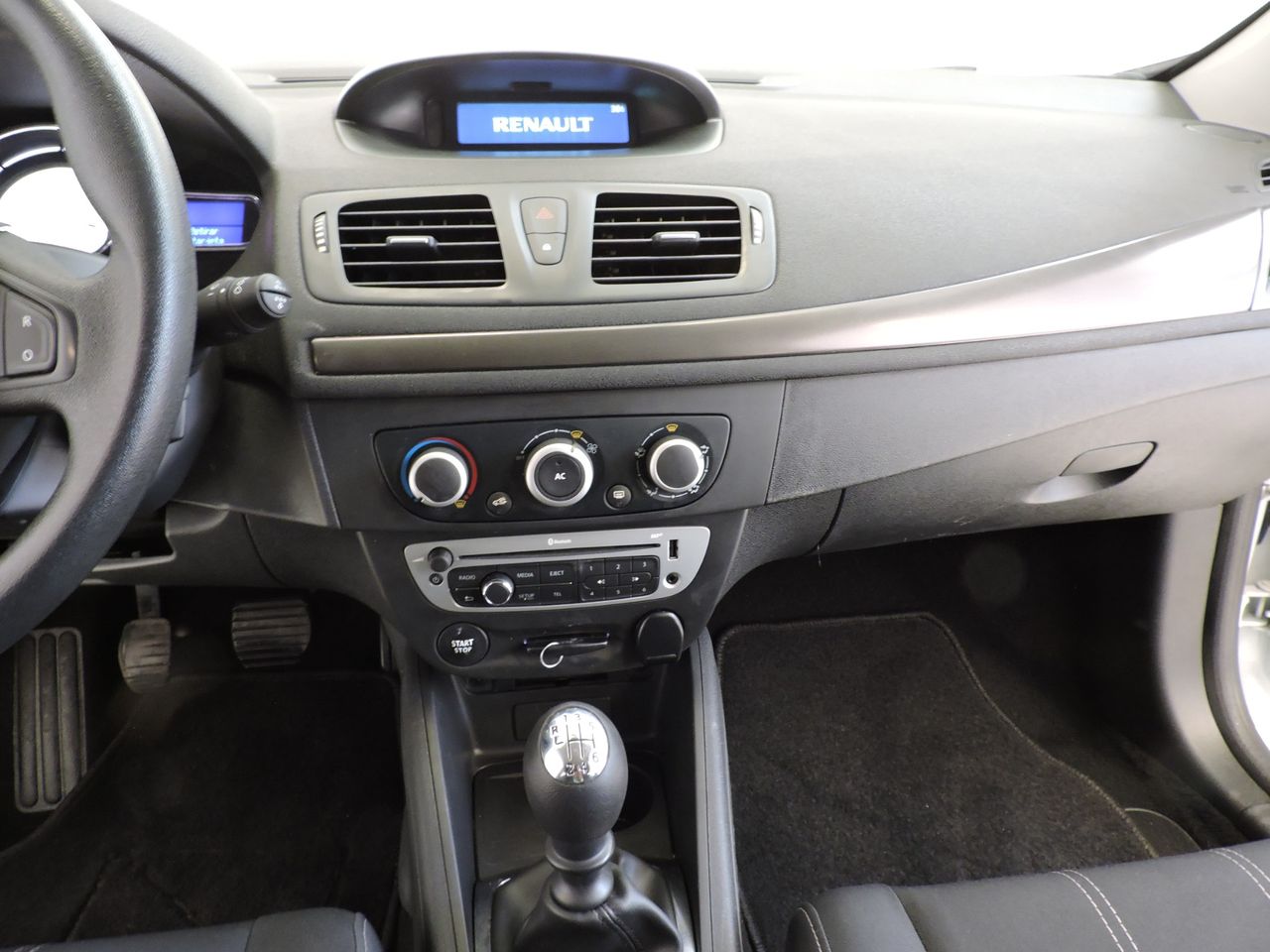 Renault Megane Berlina Life Energy TCe 115 S&S eco2 - Foto 13