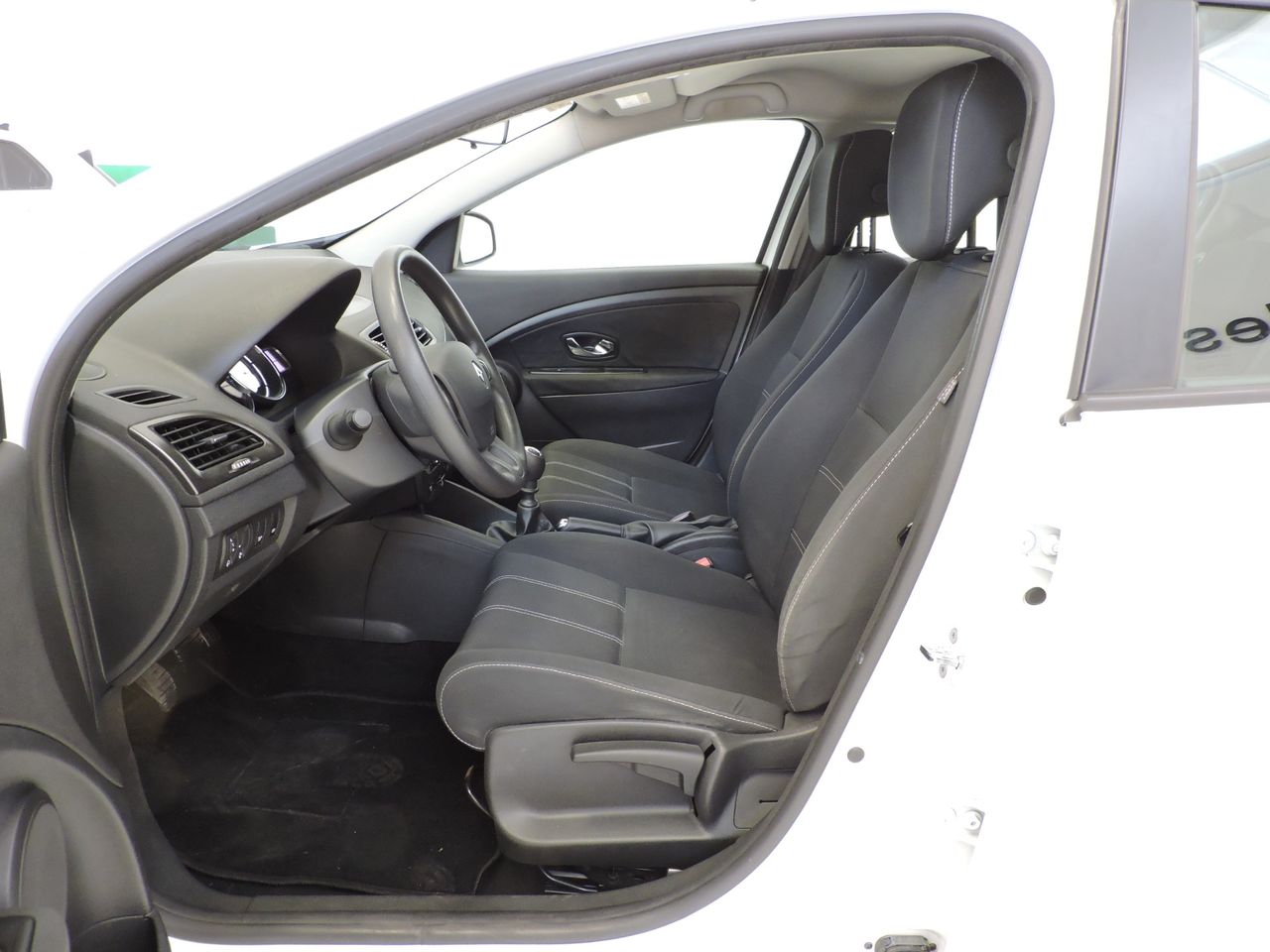 Renault Megane Berlina Life Energy TCe 115 S&S eco2 - Foto 9