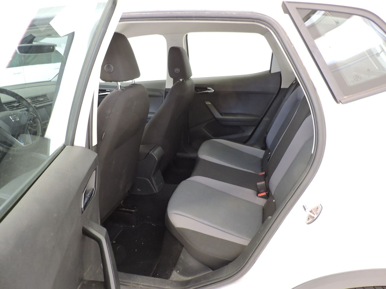 Seat Arona 1.0 TSI 70 kW - Foto 11