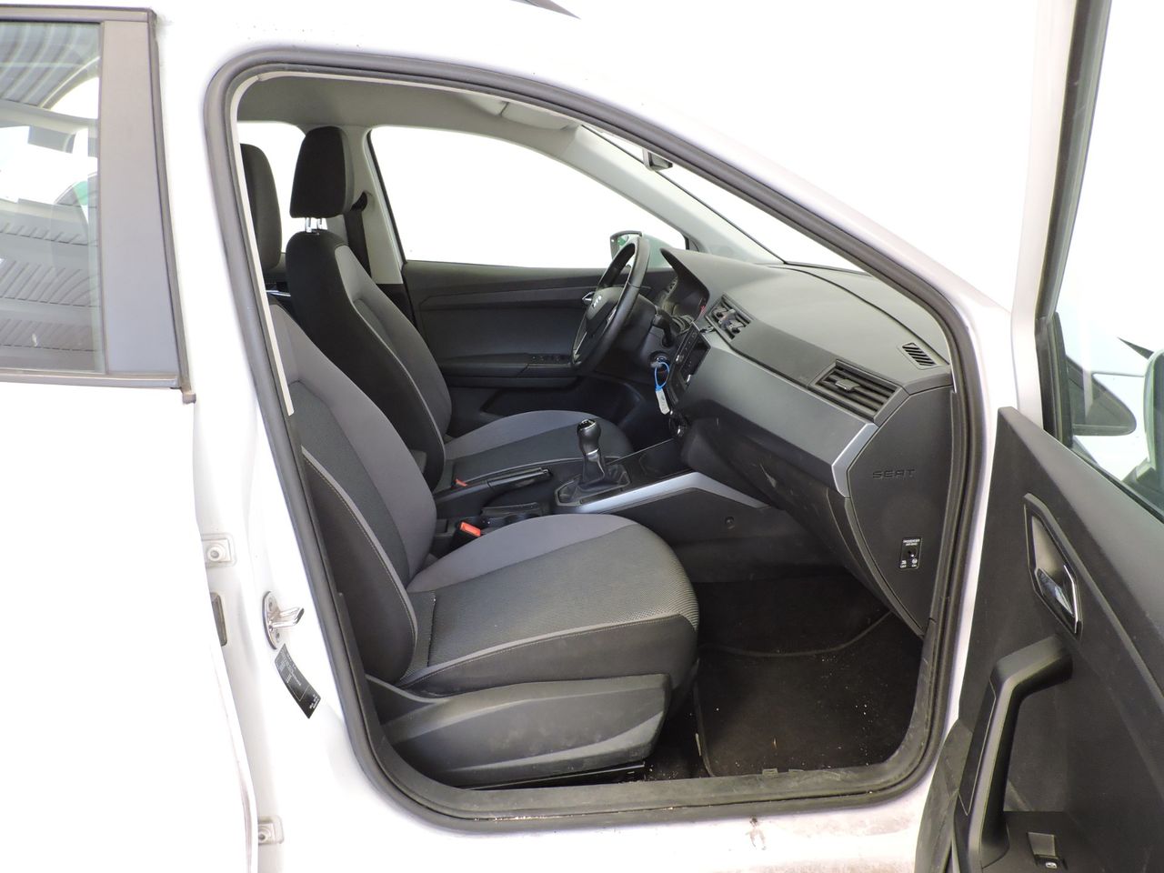 Seat Arona 1.0 TSI 70 kW - Foto 10