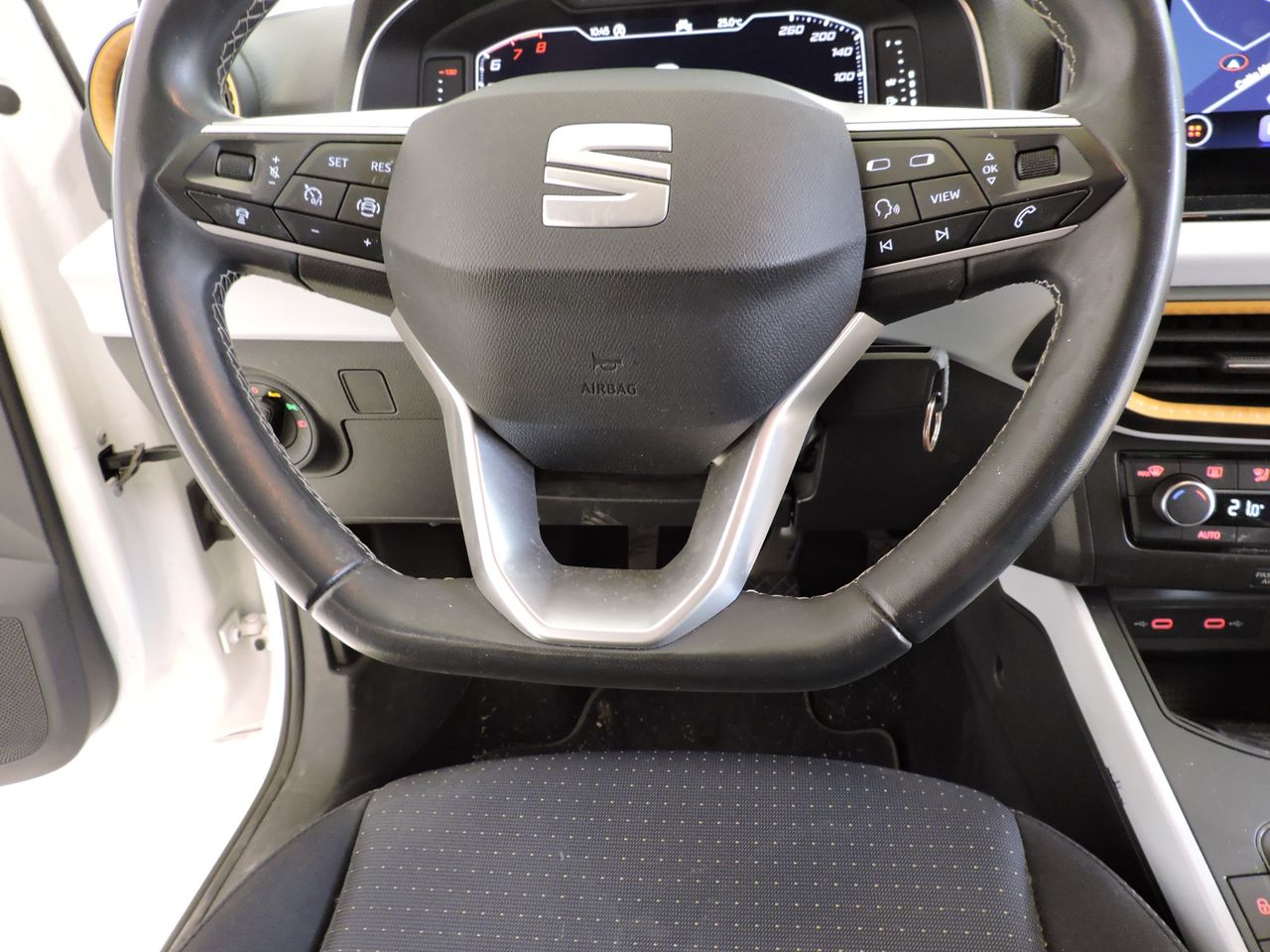 Seat Arona 1.0 TSI 81 kW - Foto 12