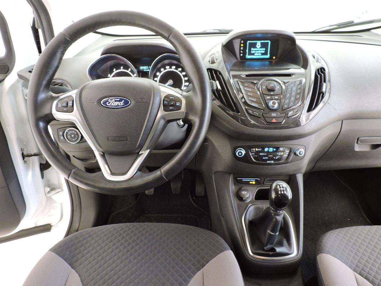 Ford Tourneo Courier Trend 1.0 EcoBoost 100 CV - Foto 8