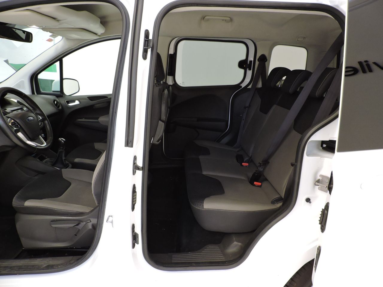 Ford Tourneo Courier Trend 1.0 EcoBoost 100 CV - Foto 12