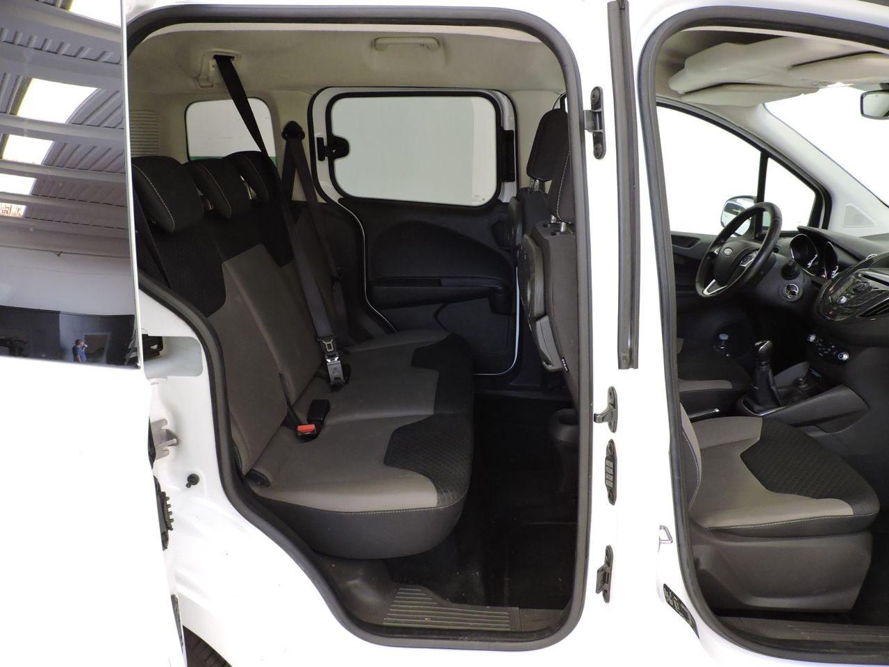 Ford Tourneo Courier Trend 1.0 EcoBoost 100 CV - Foto 11
