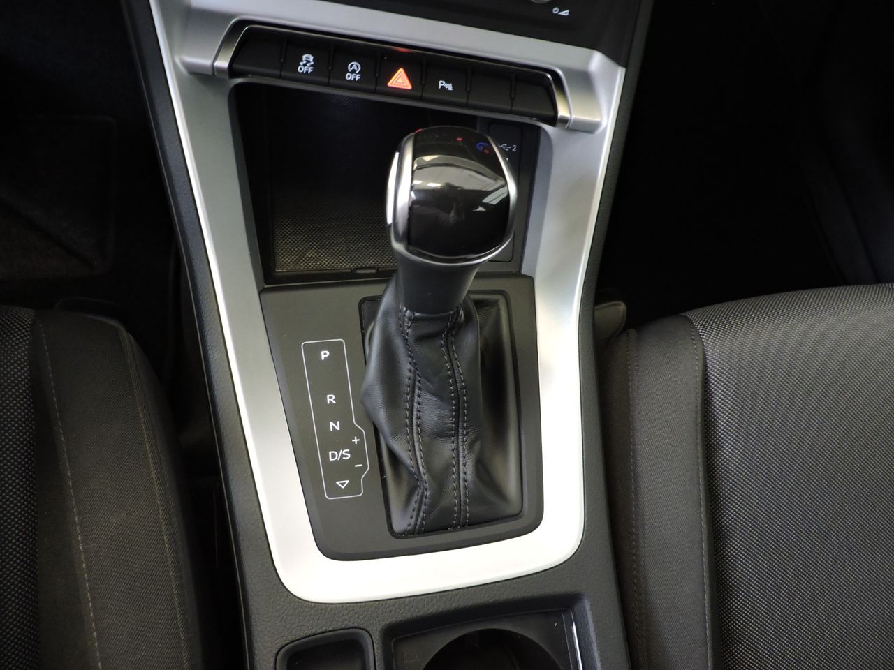 Audi Q3 40 TDI quattro S tronic - Foto 13
