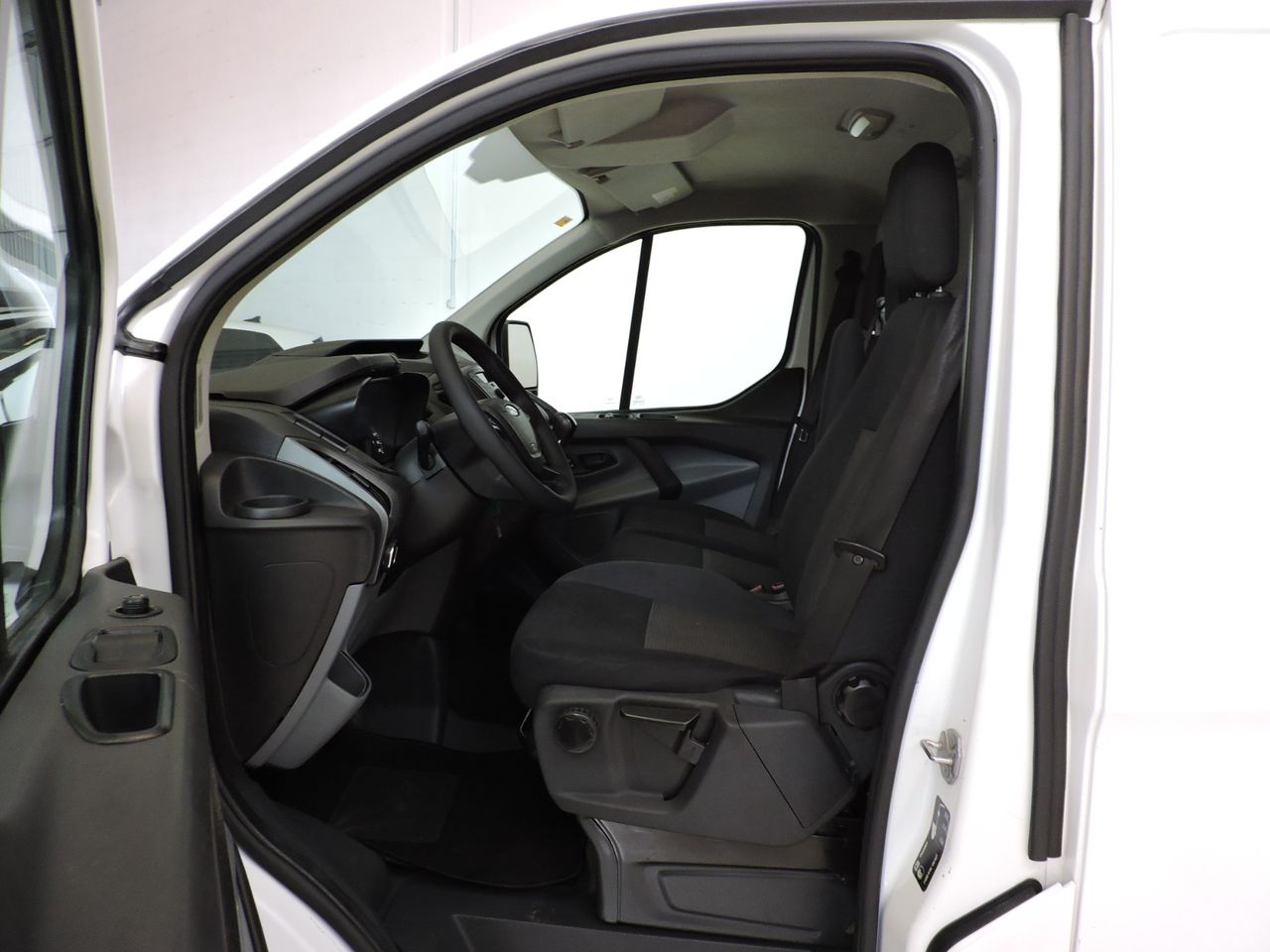 Ford Transit Custom CUSTOM VAN 250 L12.0L 105CV 6 VELOCIDADES - Foto 8