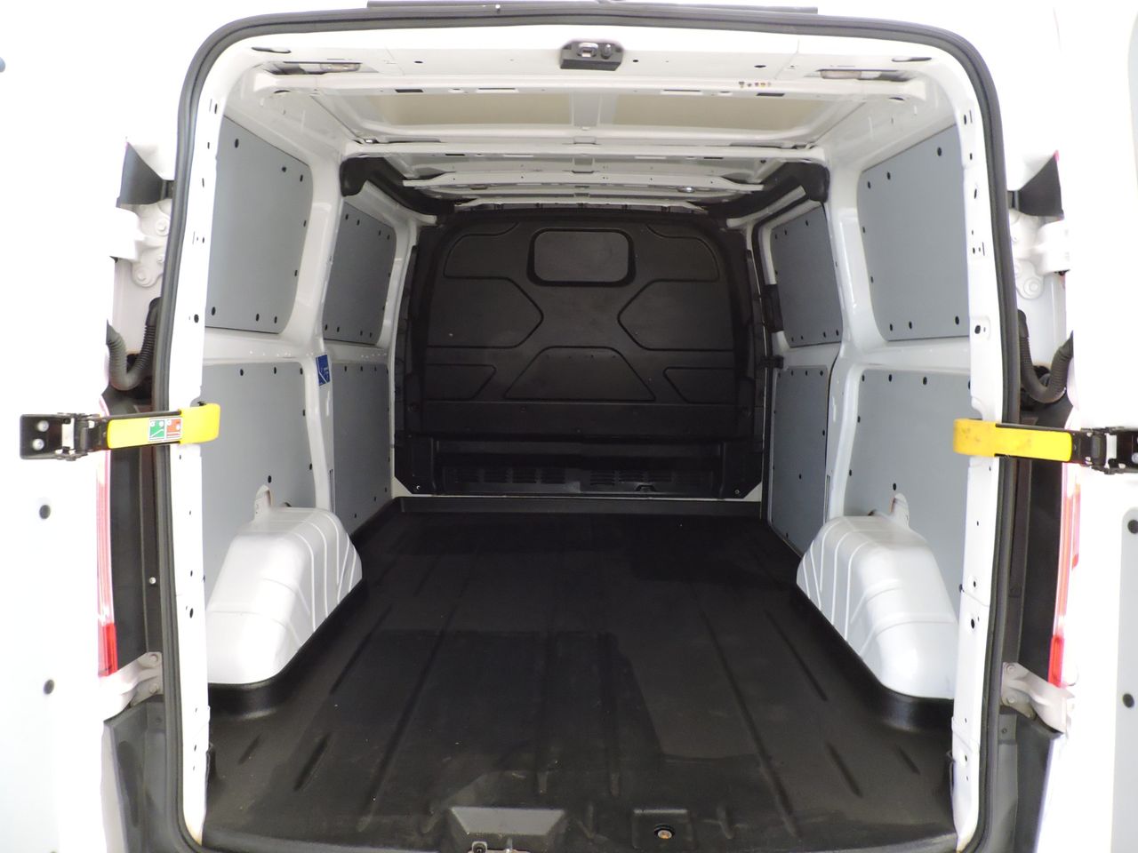 Ford Transit Custom CUSTOM VAN 250 L12.0L 105CV 6 VELOCIDADES - Foto 13