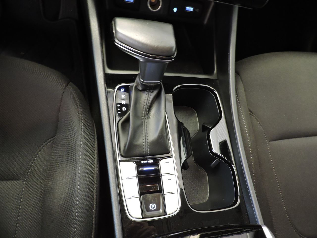 Hyundai Tucson Maxx Híbrido 1.6 T-GDI HEV 169 kW - Foto 13