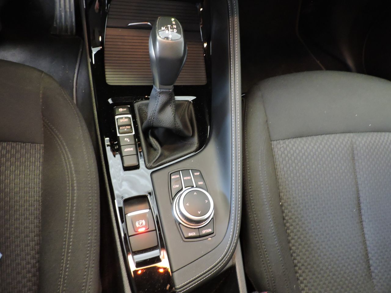 BMW X2 xDrive25e - Foto 13
