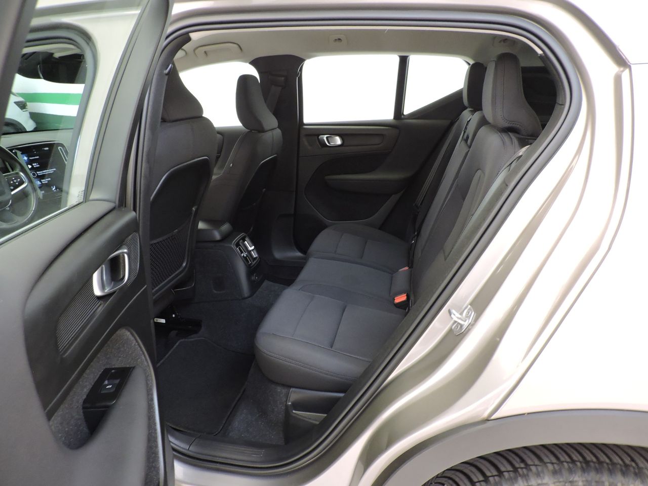Volvo XC40 Recharge PHEV T5 Inscription Expression - Foto 18