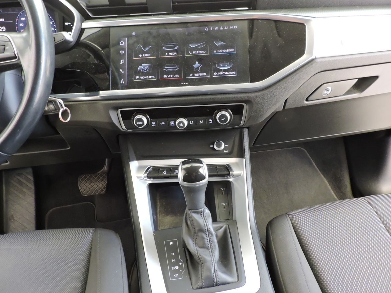 Audi Q3 35 TDI quattro S tronic - Foto 14