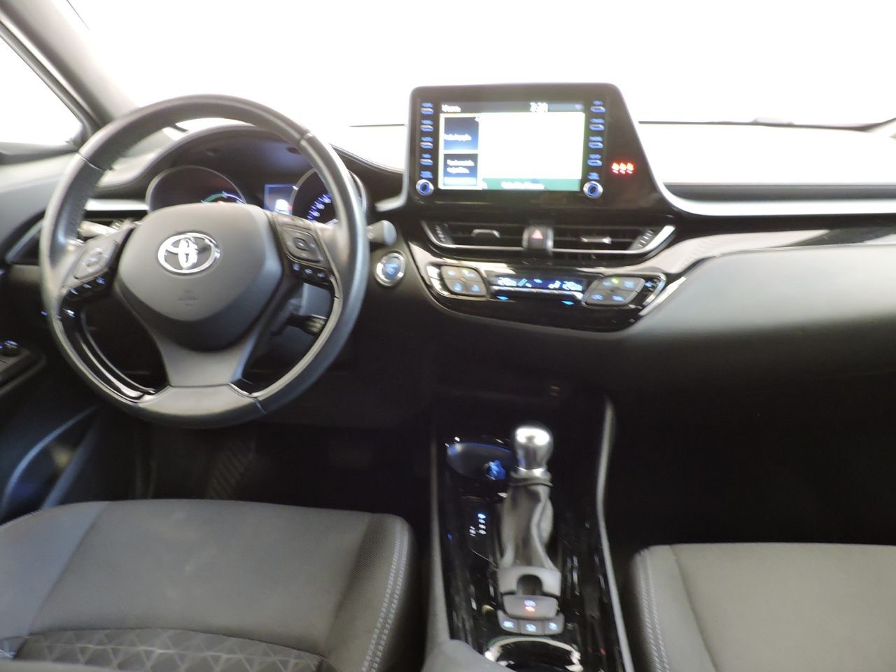Toyota C-HR 180H Advance - Foto 8