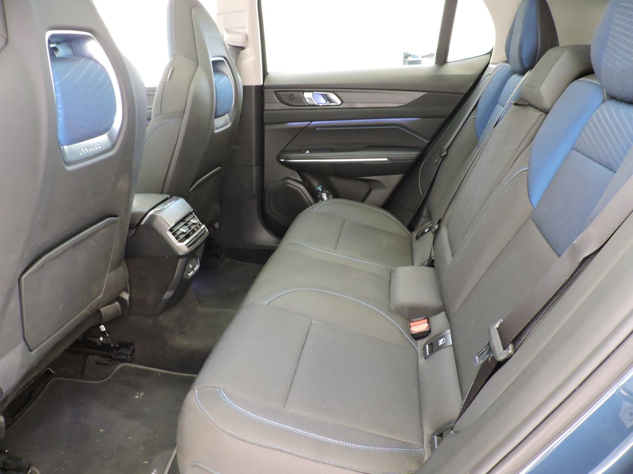 Lynk & Co 01 01 1.5 192KW (261CV) PHEV DCT - Foto 12