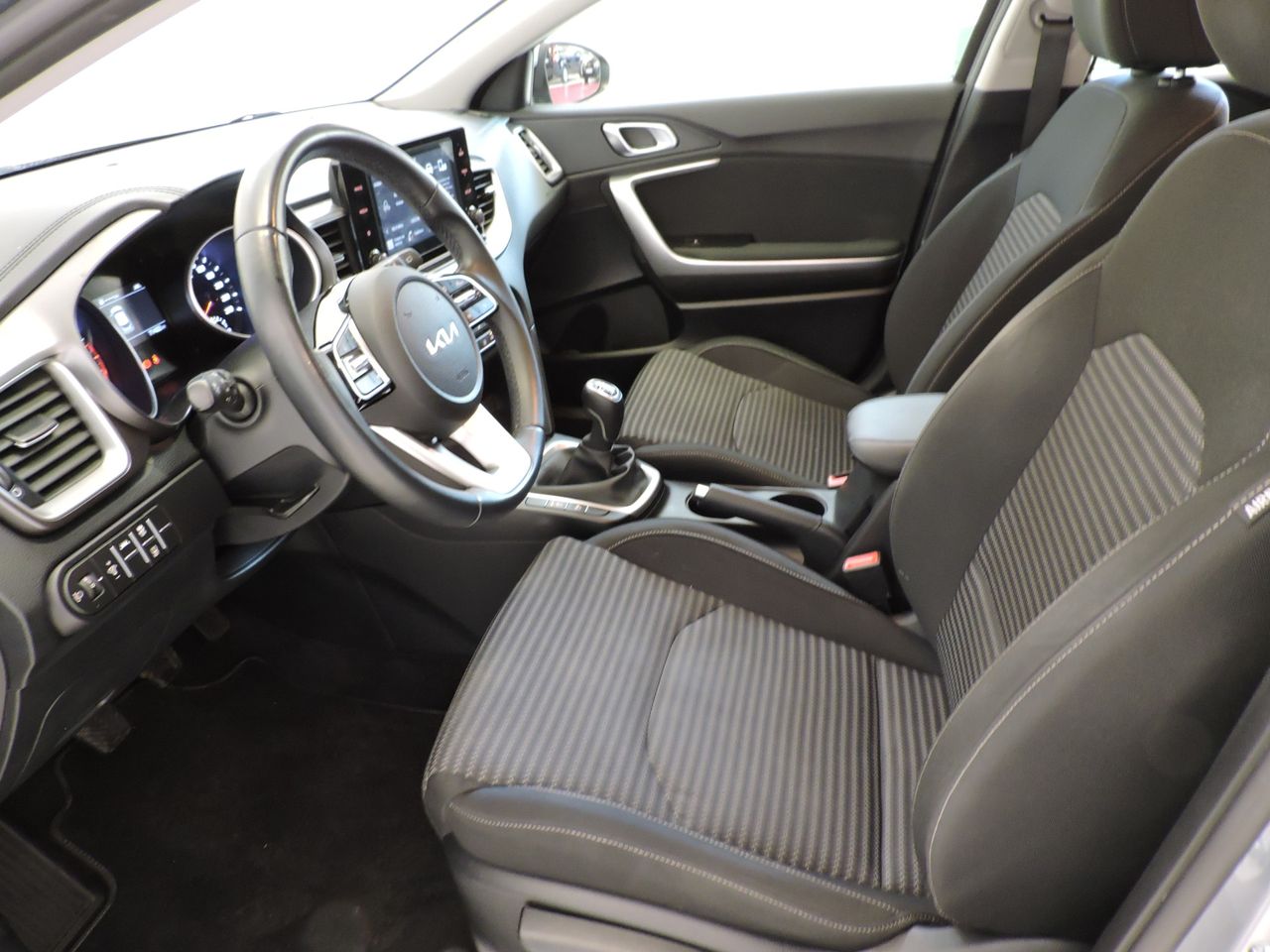 Kia XCeed 1.0 T-GDi Drive 88 kW 120CV - Foto 9