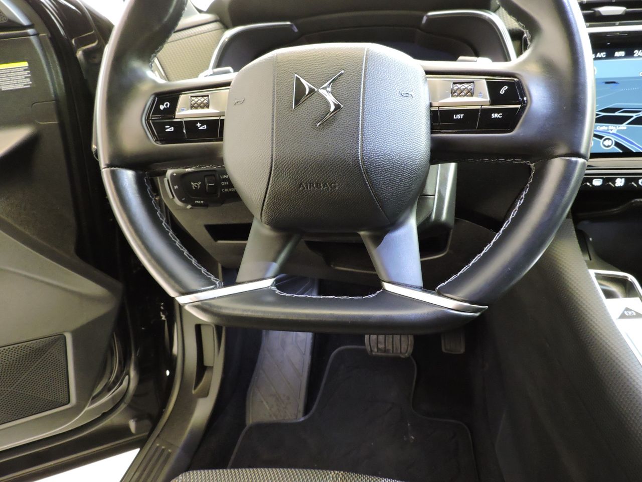 DS DS 7 Bastille E-TENSE 225 - Foto 12