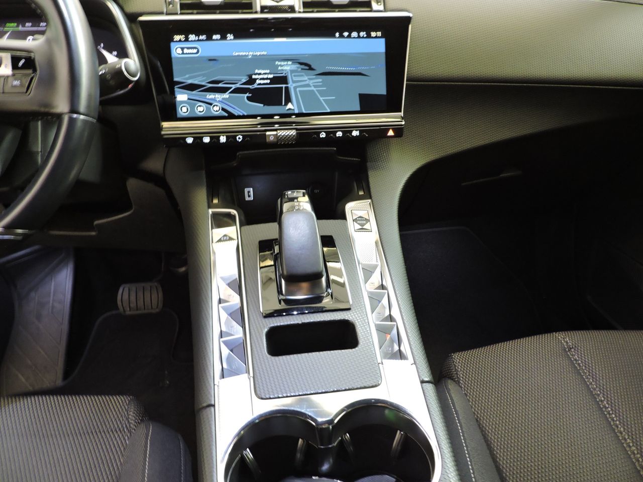 DS DS 7 Bastille E-TENSE 225 - Foto 15