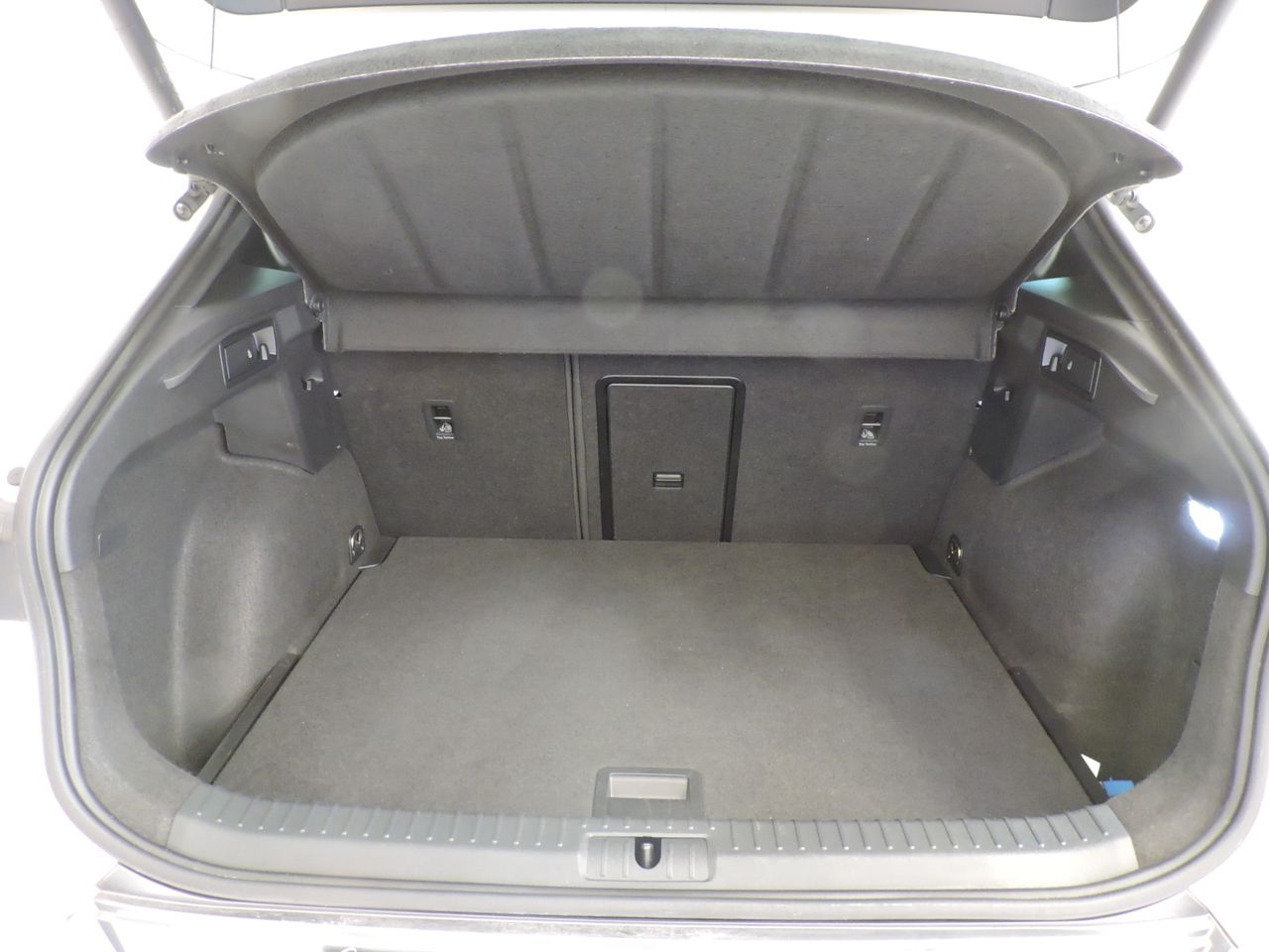 Cupra Formentor 2.0 TDI 110 kW - Foto 16