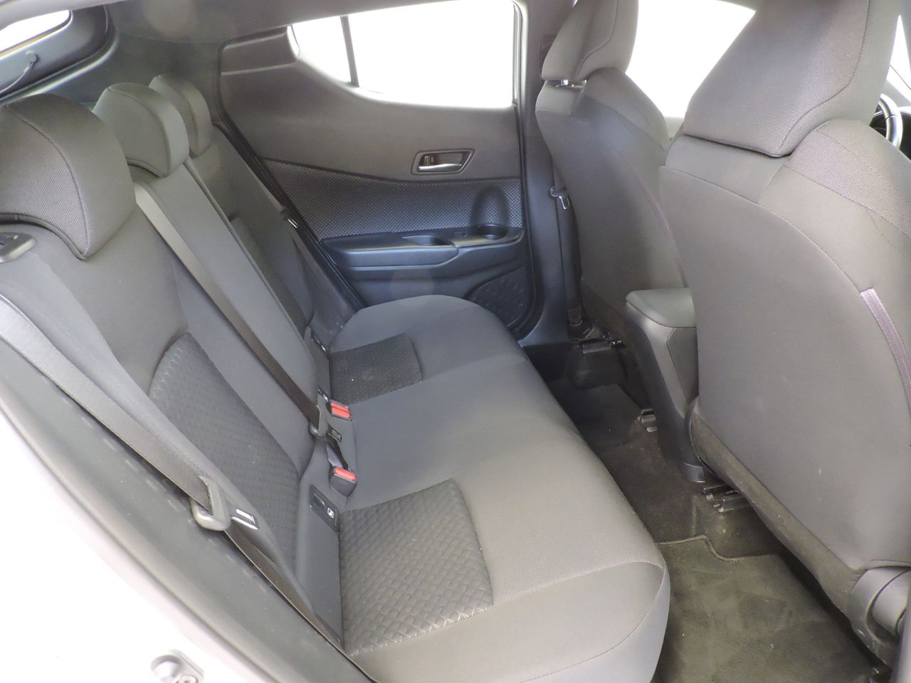 Toyota C-HR 125H Advance - Foto 11
