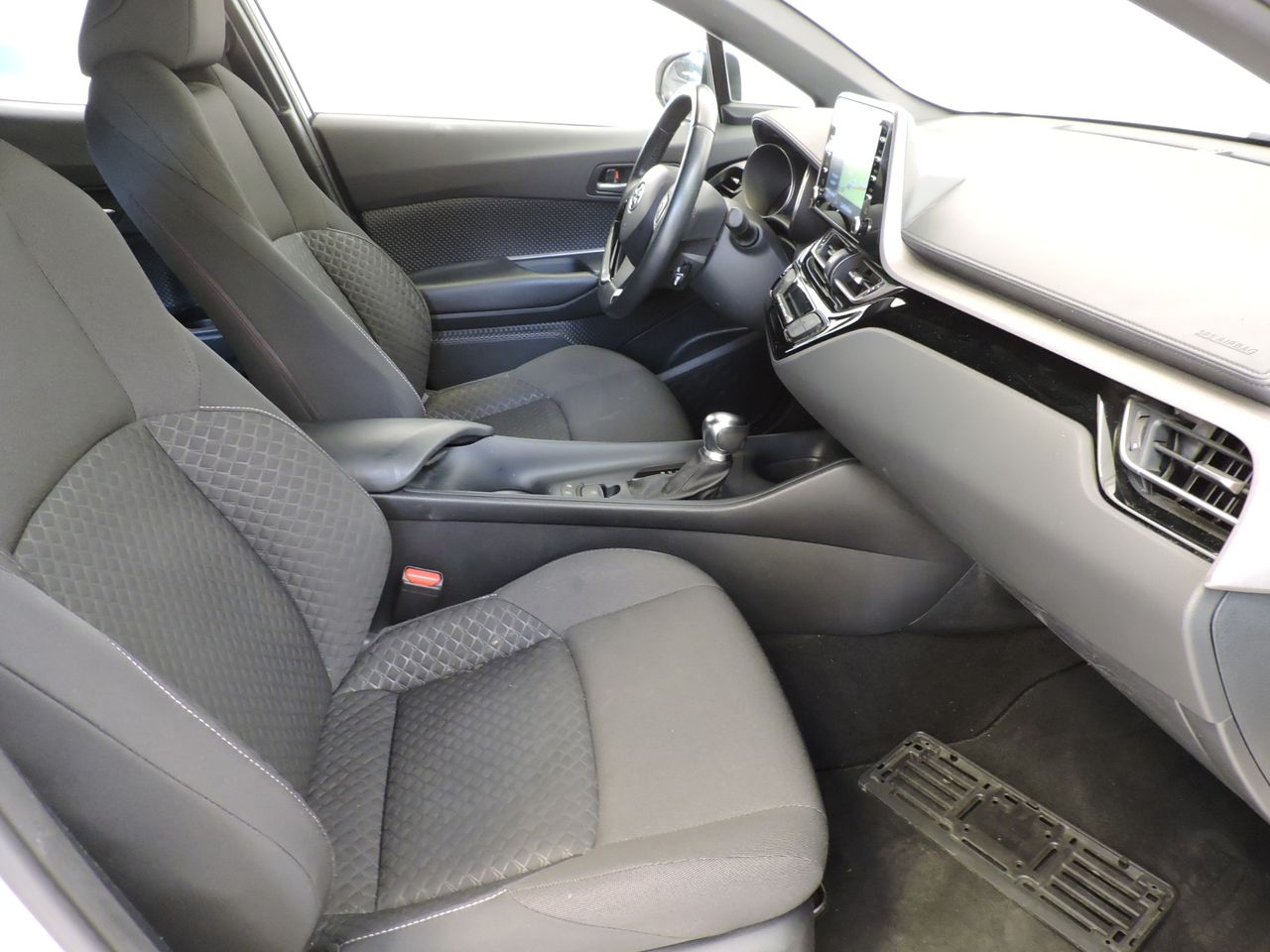 Toyota C-HR 125H Advance - Foto 10