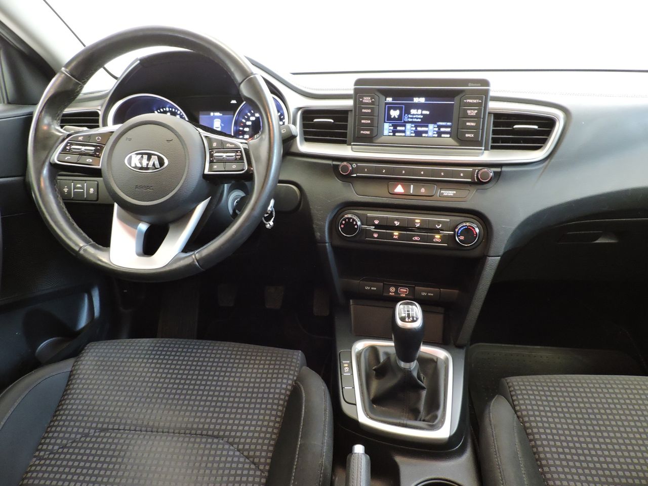 Kia Ceed 5p 1.0 T-GDi Concept 88 kW - Foto 8