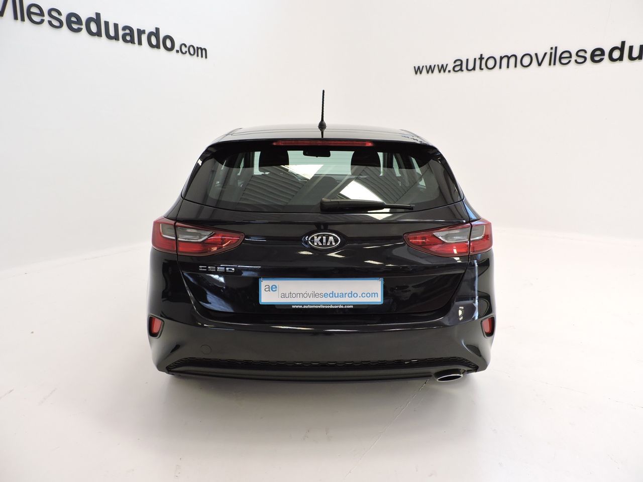 Kia Ceed 5p 1.0 T-GDi Concept 88 kW - Foto 8
