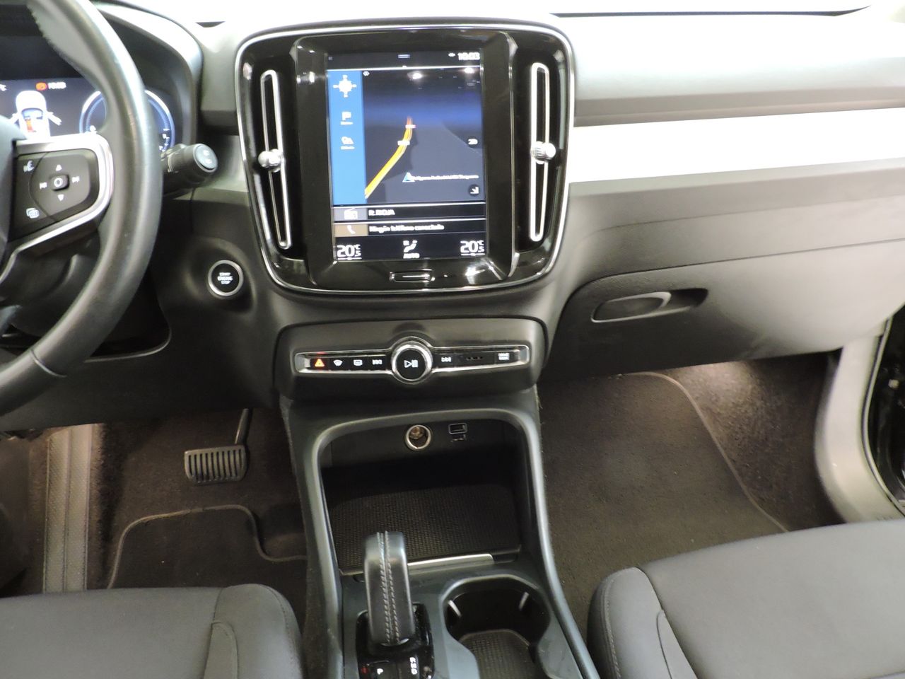 Volvo XC40 Recharge PHEV T4 Inscription Expression - Foto 17