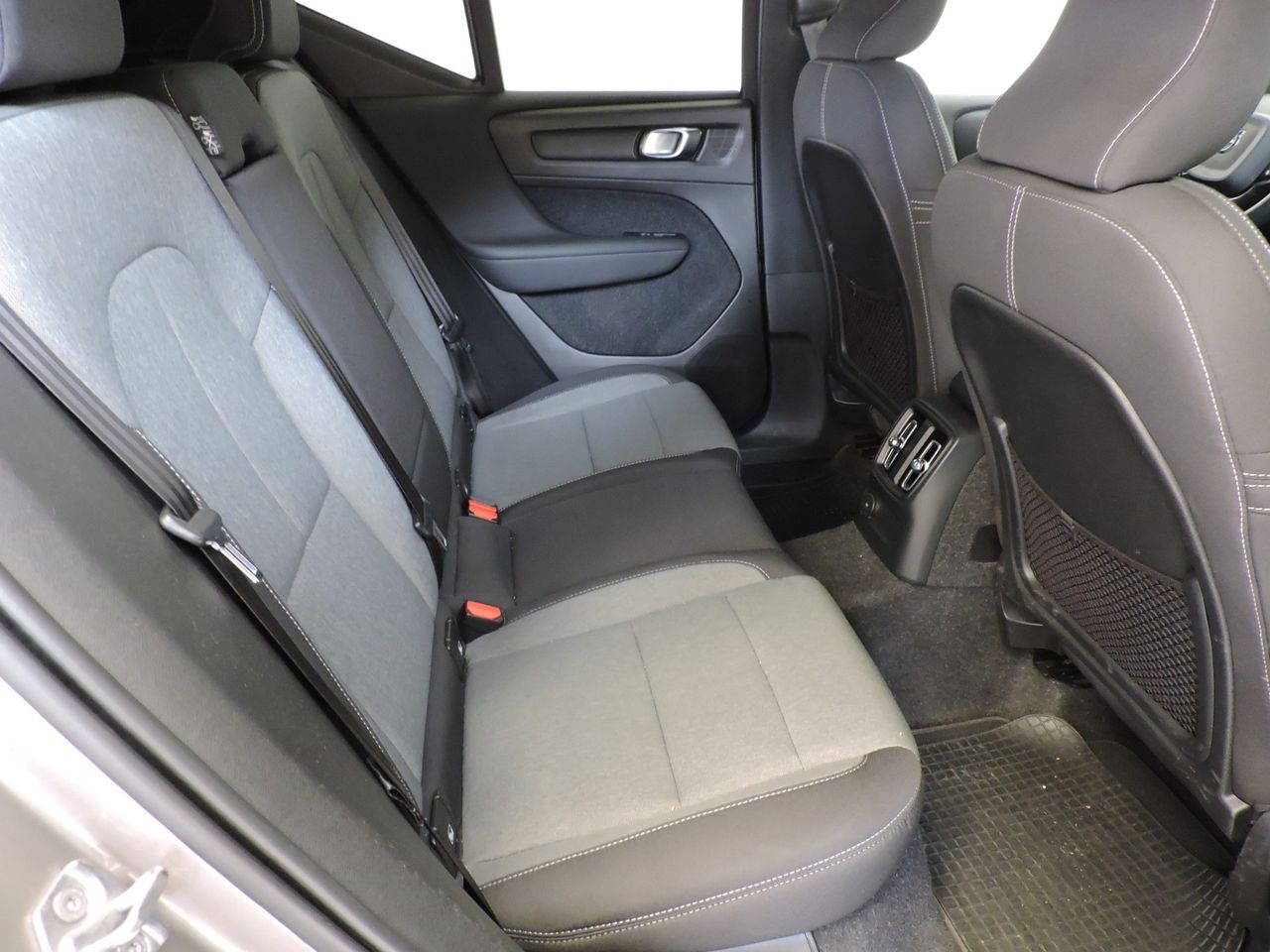 Volvo XC40 Recharge PHEV T4 Inscription Expression - Foto 12