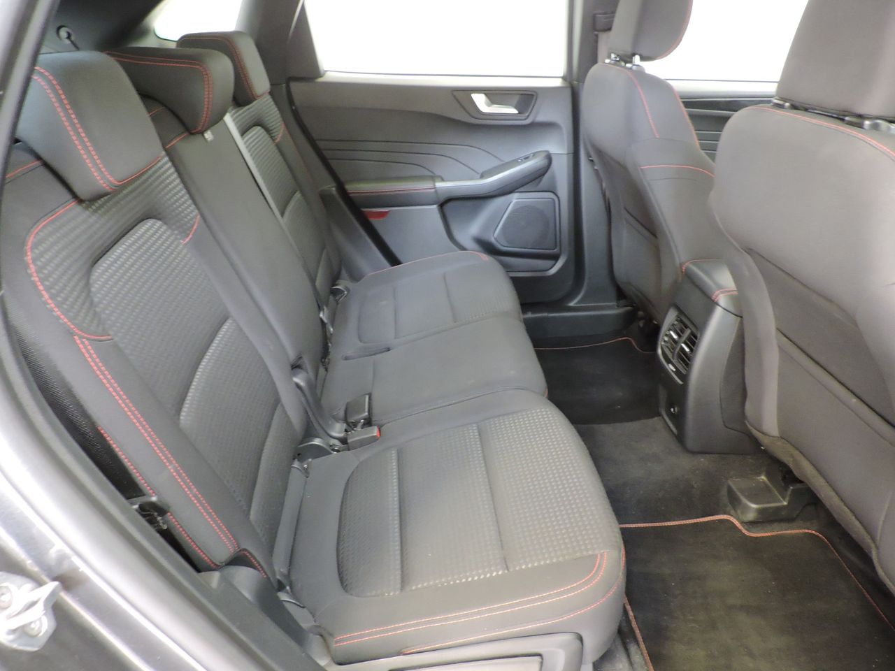 Ford Kuga ST-Line 2.0 EcoBlue 88 kW - Foto 12
