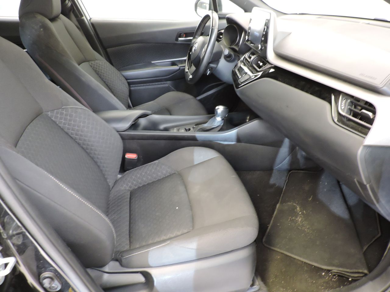 Toyota C-HR 125H Active Business - Foto 10