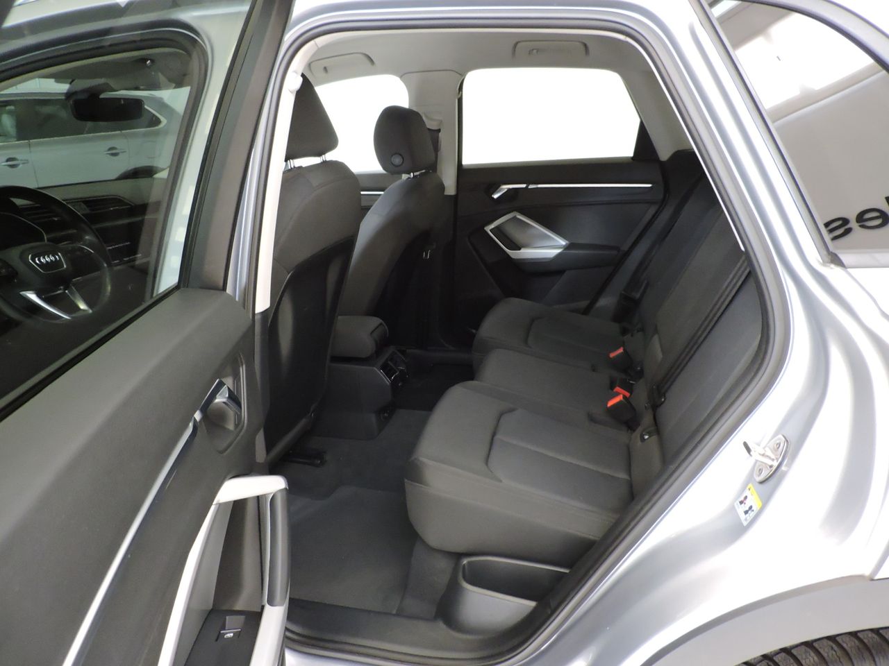 Audi Q3 35 TDI quattro S tronic Business - Foto 15