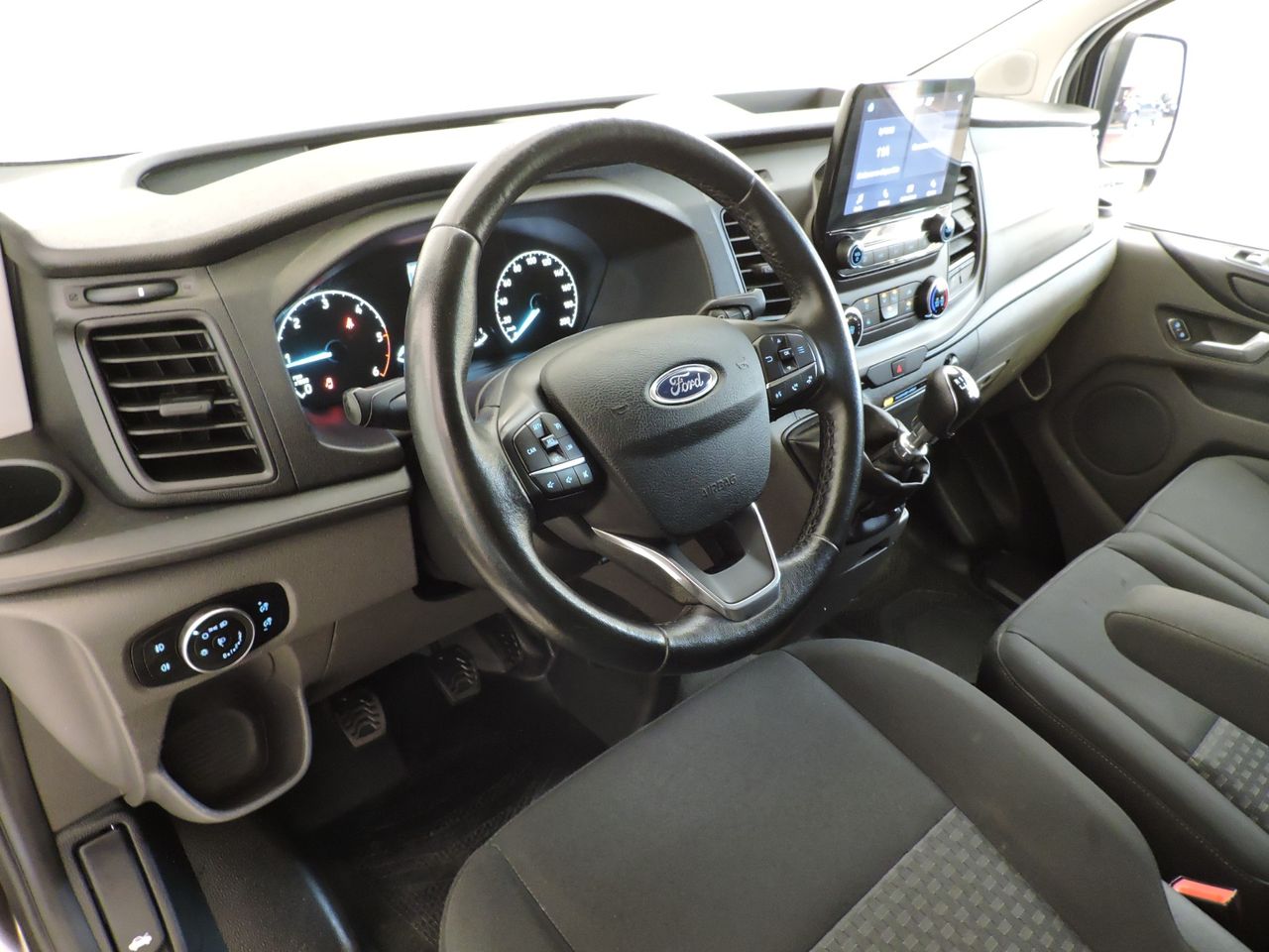 Ford Transit Custom 2.0 TD 130CV TREND FW - Foto 8