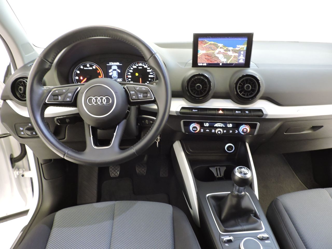 Audi Q2 design edition 1.4 TFSI CoD 110 kW - Foto 8