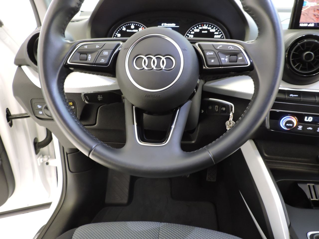 Audi Q2 design edition 1.4 TFSI CoD 110 kW - Foto 9