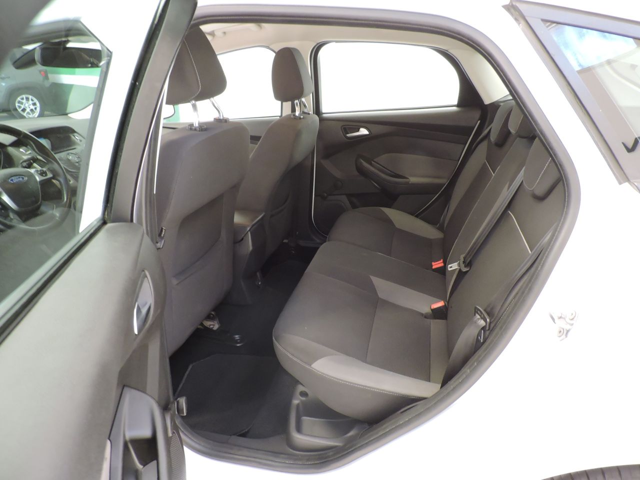 Ford Focus Berlina Trend 1.0 EcoBoost  Auto-Start-Stop 100 CV - Foto 13