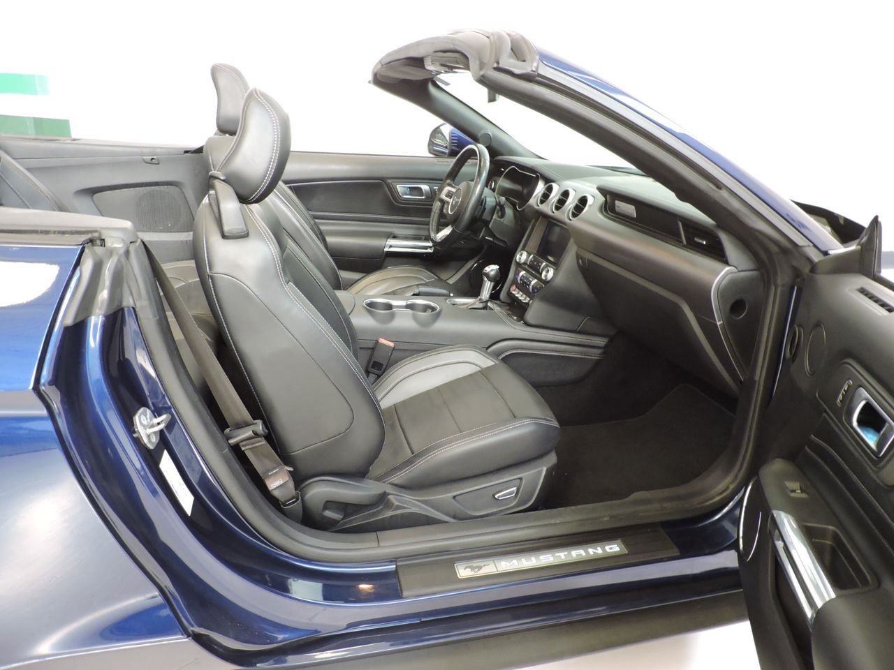 Ford Mustang Convertible 2.3 EcoBoost 213 kW - Foto 13