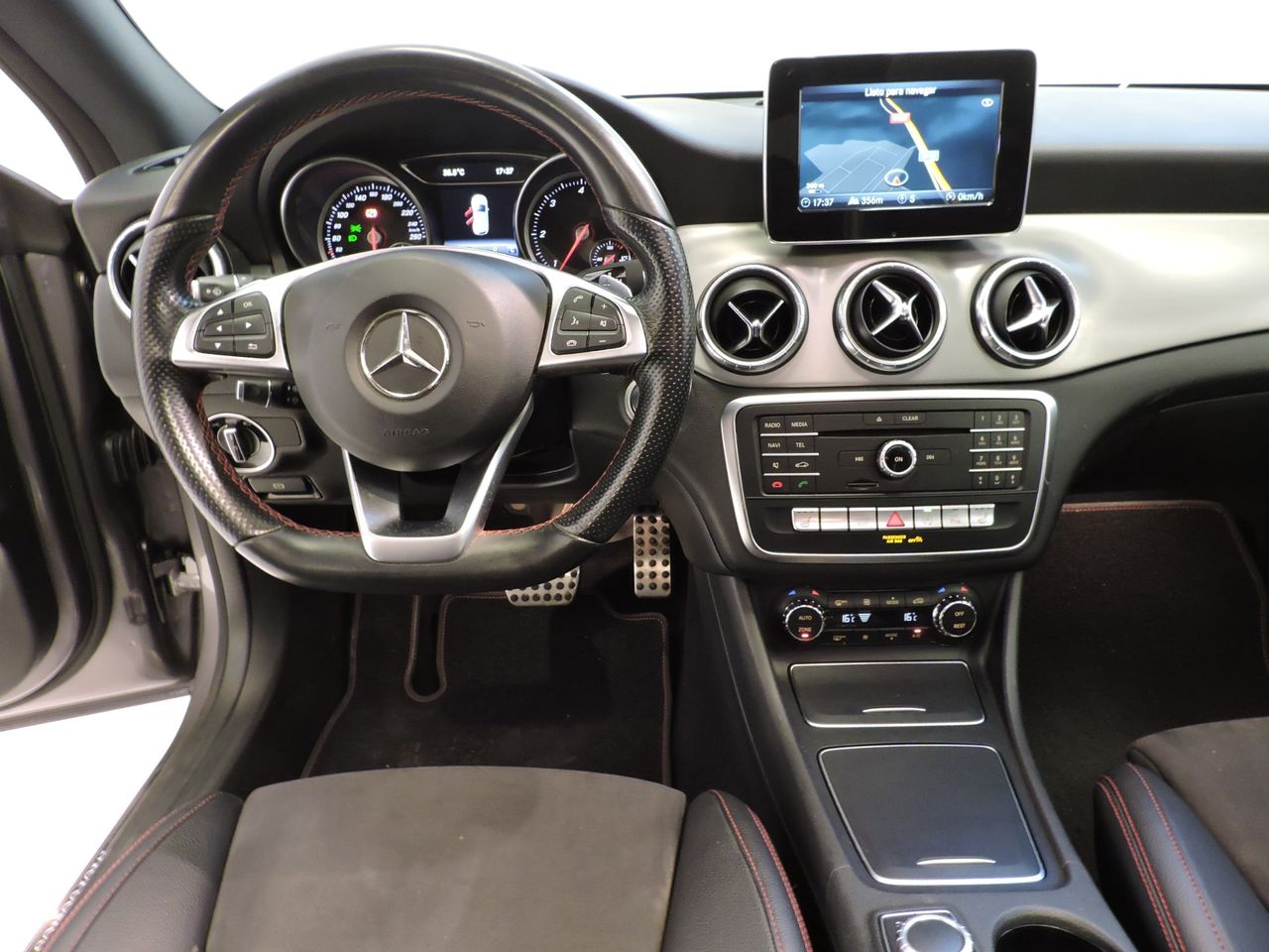 Mercedes CLA 200 d Shooting Brake 7G-DCT - Foto 8