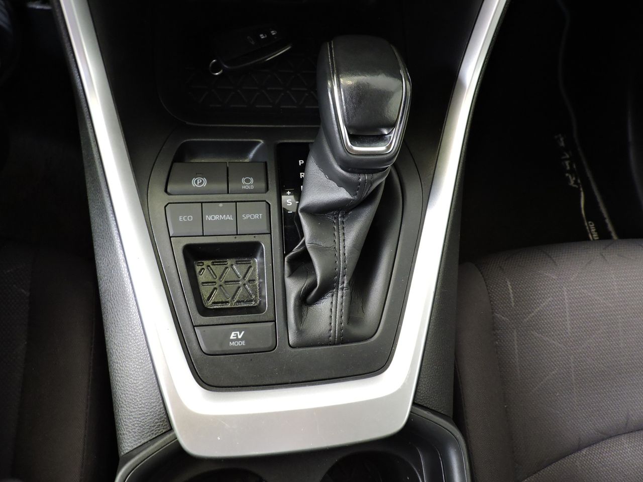 Toyota Rav4 Hybrid 220H 4x2 Advance - Foto 13