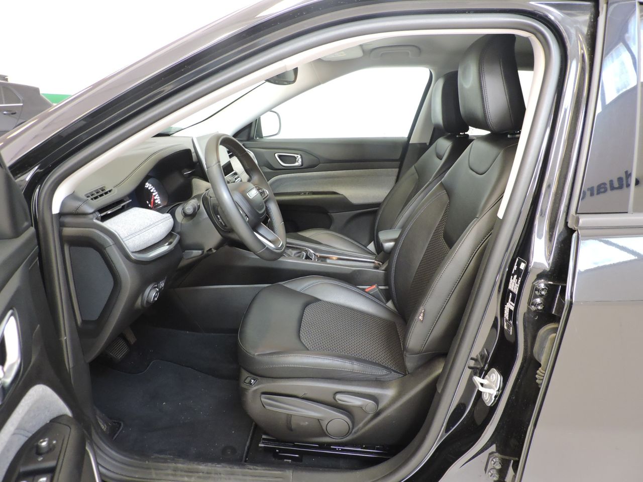 Jeep Compass Limited 1.3 Turbo 110 kW - Foto 9