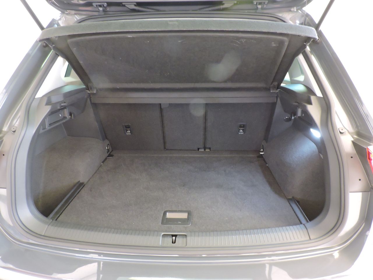 Volkswagen Tiguan Life 2.0 TDI 150 CV DSG 4MOTION - Foto 18