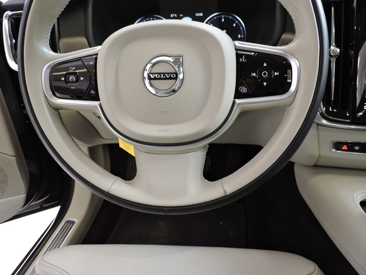 Volvo V90 Cross Country D4 AWD Pro Aut. - Foto 12