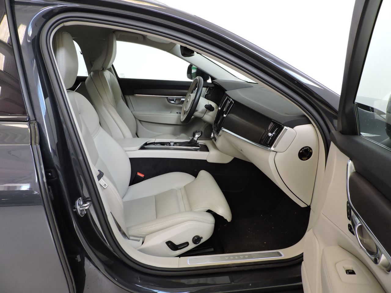 Volvo V90 Cross Country D4 AWD Pro Aut. - Foto 10