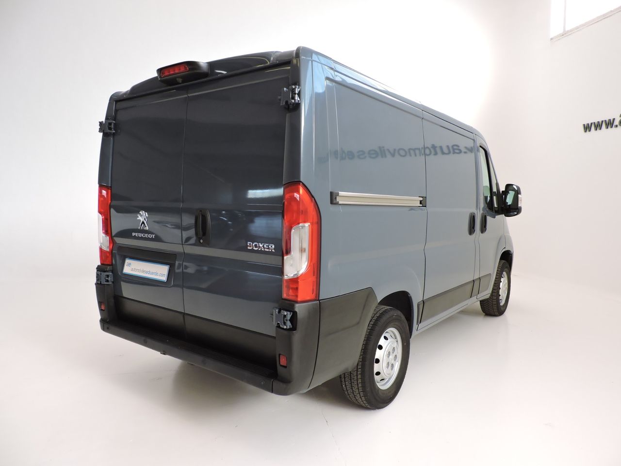 Peugeot Boxer FURGON 330 L1H1 2.2 BLUEHDI 120CV S&S - Foto 5